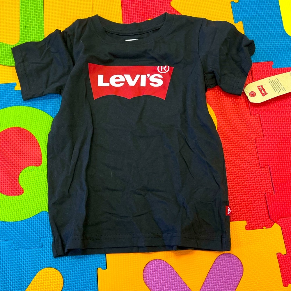 Kids Levi’s shirts